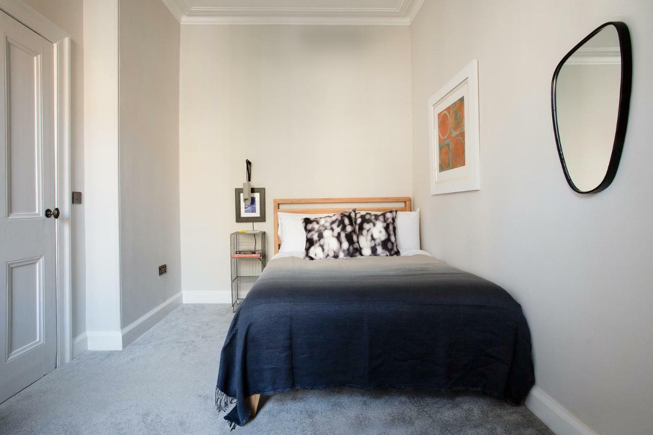 Holyrood Park City Centre Apartment, Edinburgh